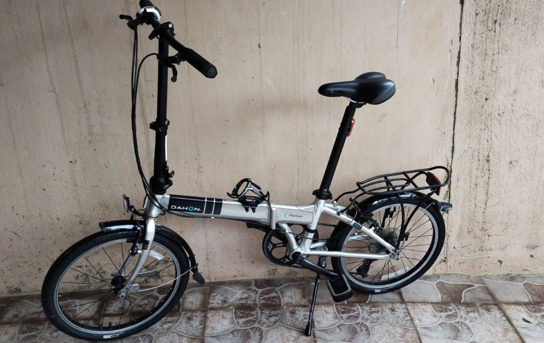 Dahon mariner d8 top folding bicycle quicksilver