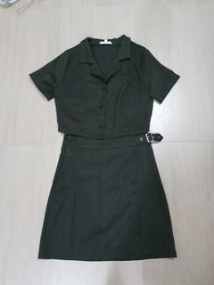 Dark Green Houndstooth Crop Button Down and A-Line Skirt