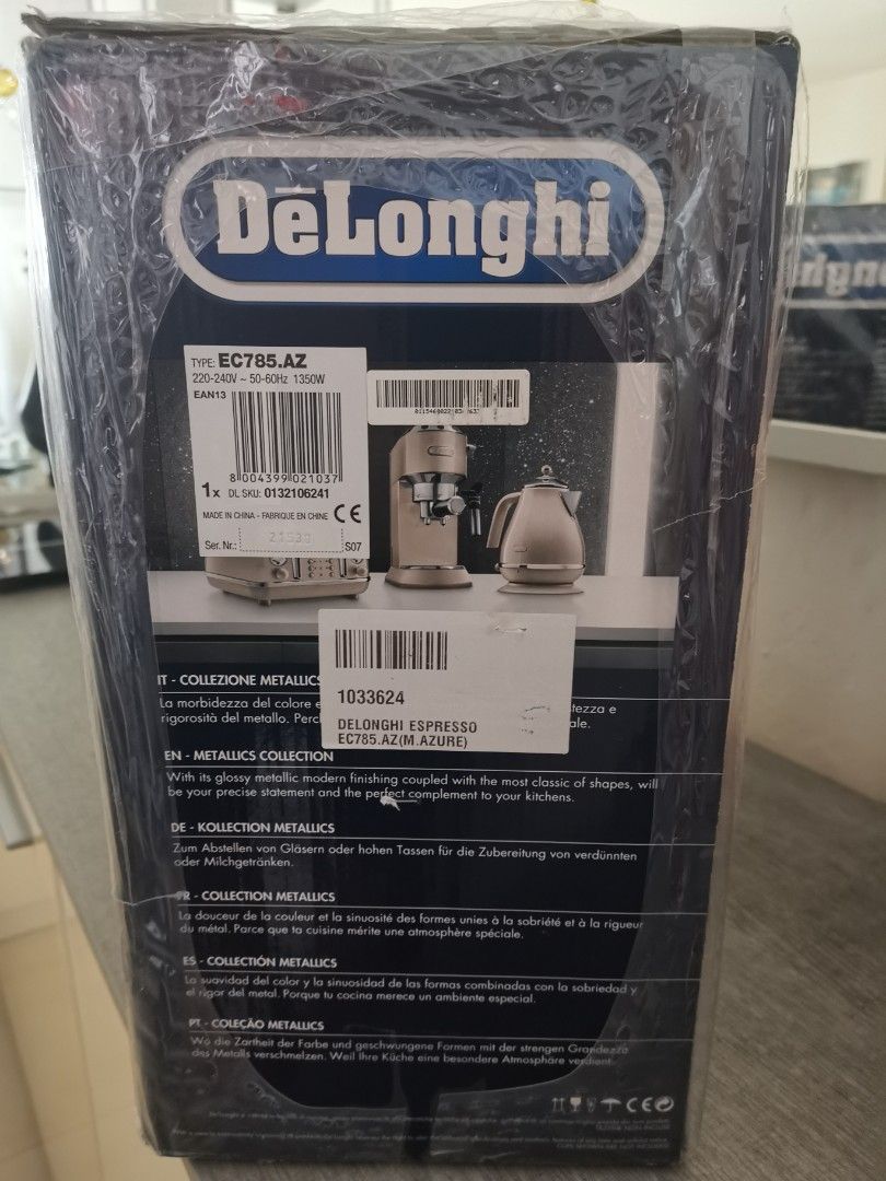 Delonghi coffee machine EC785.AZ, TV & Home Appliances, Kitchen