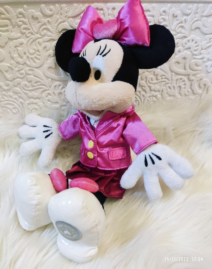 Disney Minnie Mouse Hongkong Disneyland, Hobbies & Toys, Toys & Games