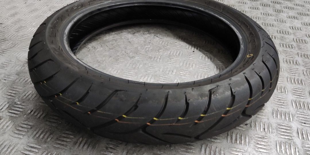 Dunlop tires for Aerox 80, Motorcycles, Motorcycle Accessories on