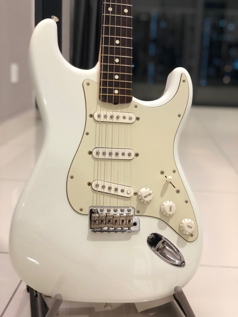 Fender Traditional ii 60s Stratocaster Olympic White, Made in Japan ...