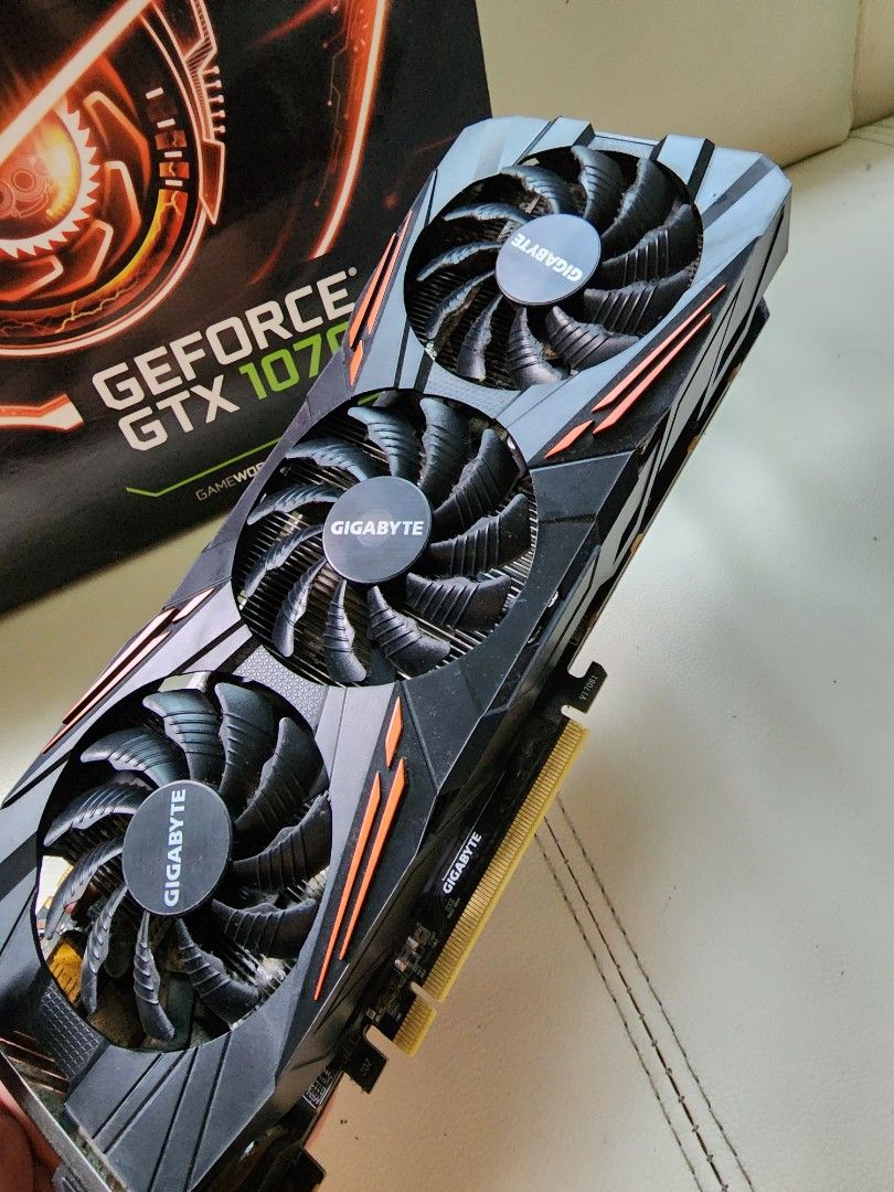 Gigabyte g1 1070 top