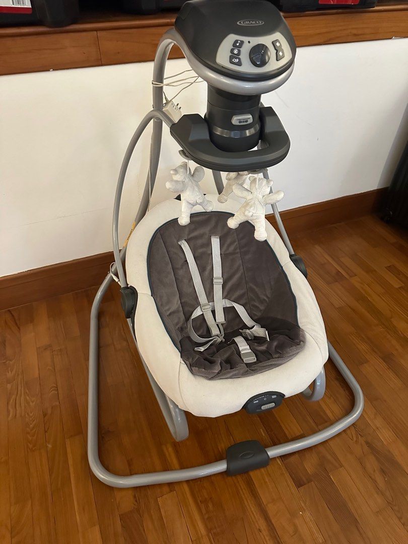 Graco Duetsoothe baby swing & rocker, Babies & Kids, Infant Playtime on