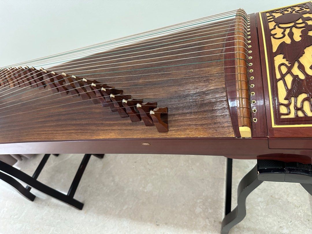 Guzheng 696D (21 Strings), Hobbies & Toys, Music & Media, Musical