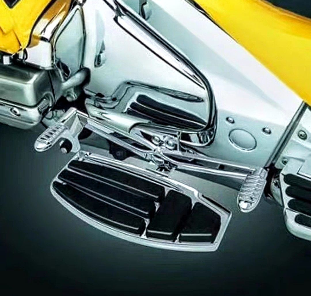 Honda Goldwing F6B Footrest Set, Motorcycles, Motorcycle Accessories on