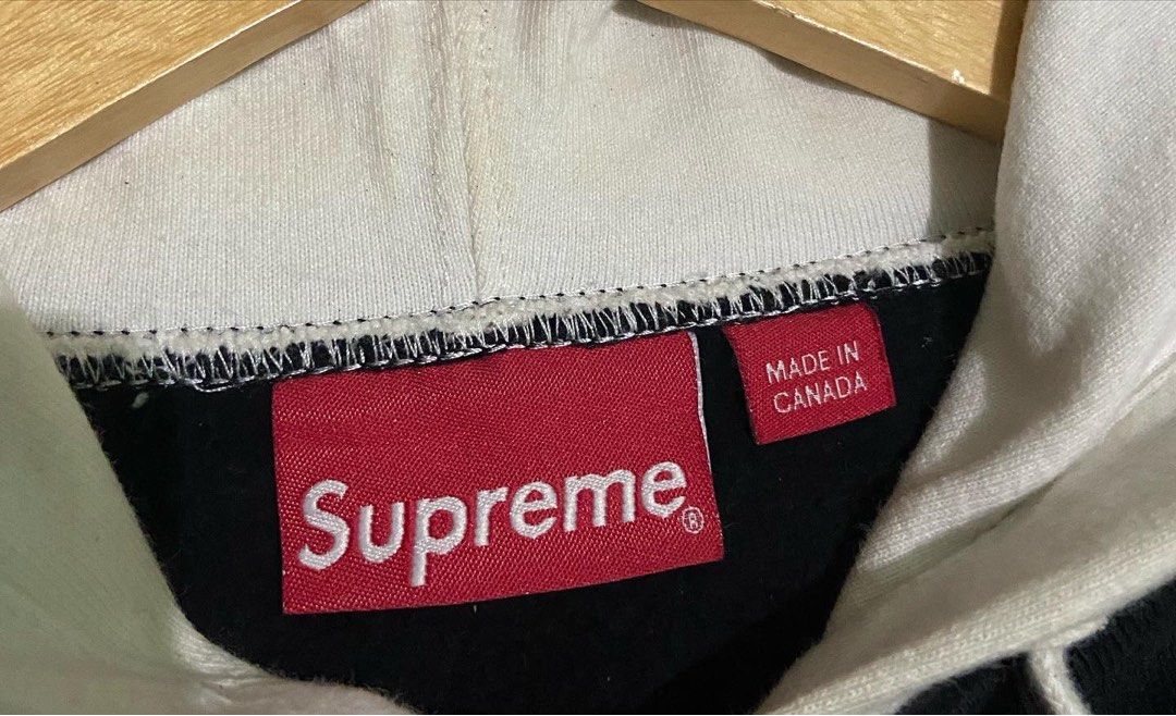 Hoodie Supreme original, Fesyen Pria, Pakaian , Baju Luaran di Carousell
