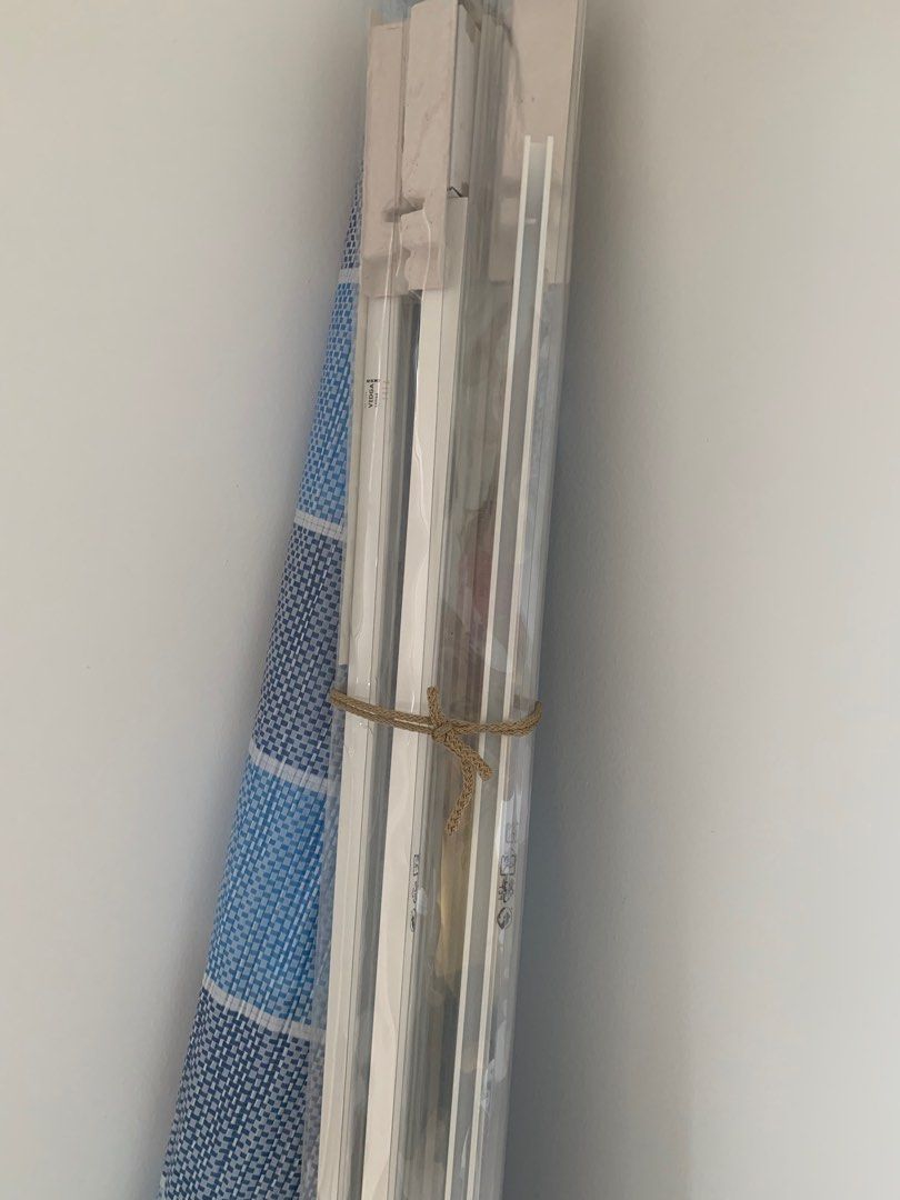 PRICE** IKEA Vidga Single Track Rail 140cm & Vidga Glider and