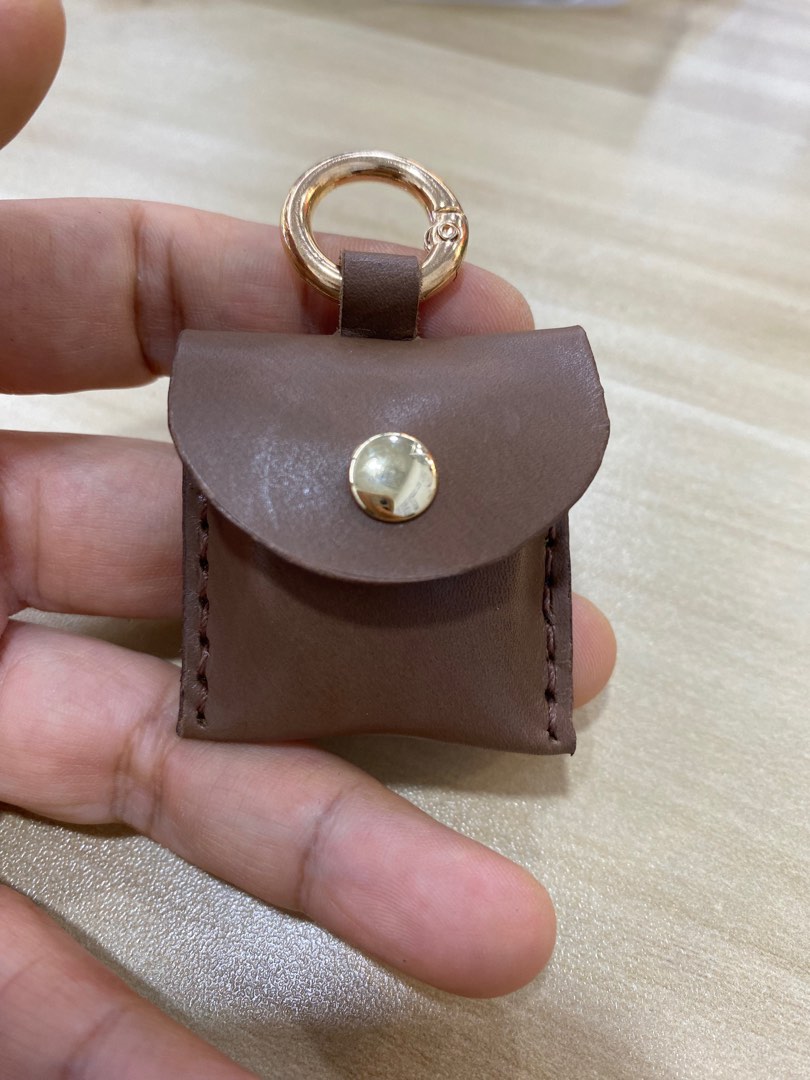 Incas shop leather chanel