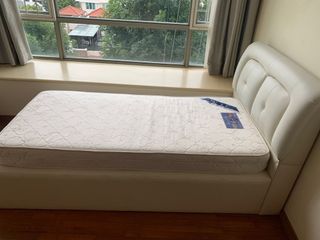 (Category: ) located in . Submitted by oasissilver (Listing ID 1197940175, Image 1). Description: .