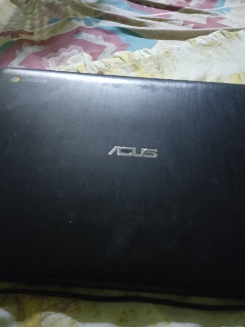laptop for sale (Category: Laptops & Notebooks) located in Manila. Submitted by rionava (Listing ID 1197922736, Image 2). Description: For sale laptop asus brand c300 model chrome book issue lcd screen only with charger for pick up only for details just contact 09693109398 Rush for pick up only.as is..