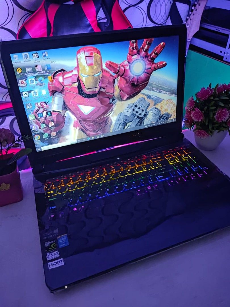 Laptop Gaming Aftershock Core i7-4720 RAM 16GB SSD 256GB+1TB DUAL VGA  NVIDIA GTX Murah!
