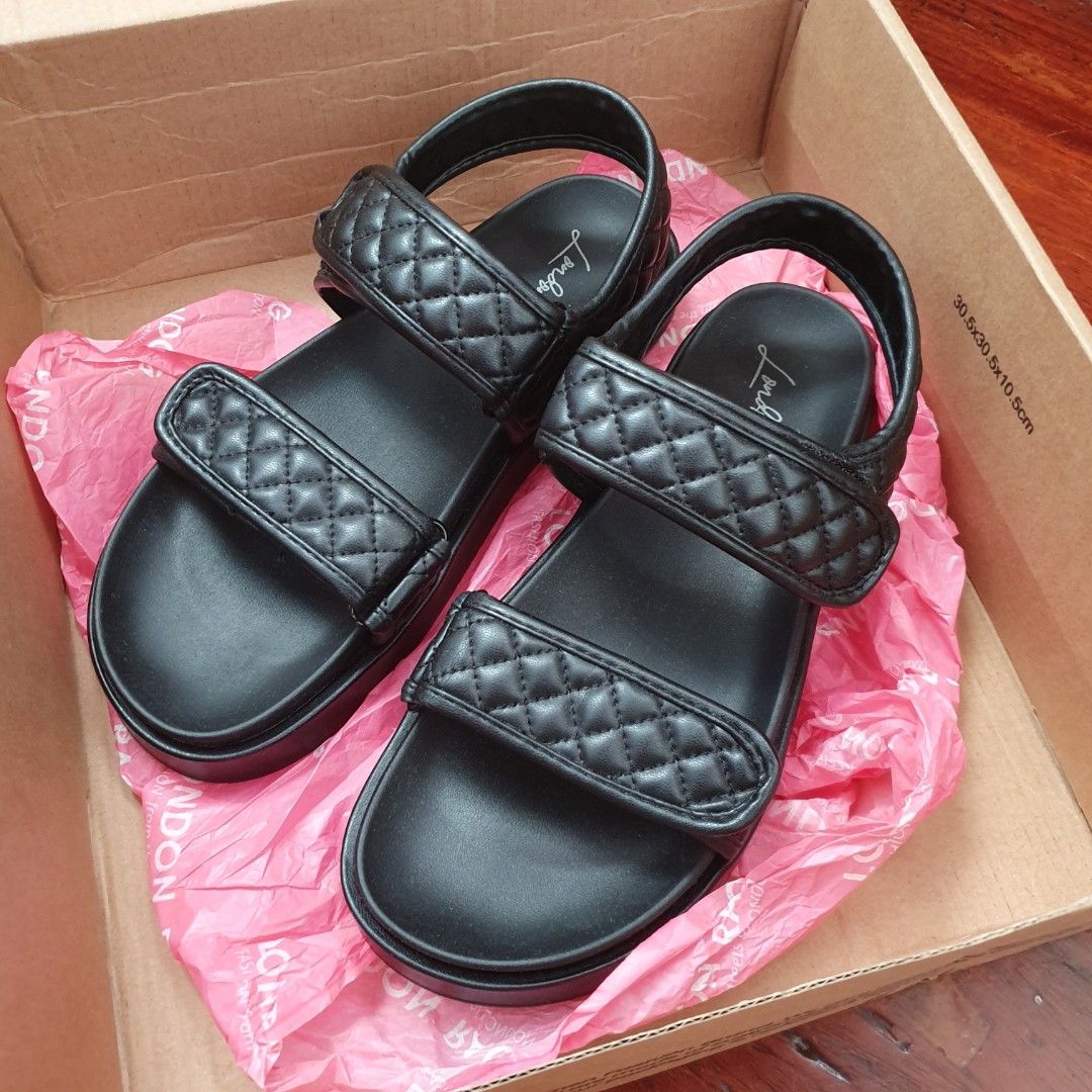 Quilted platform best sale sandals