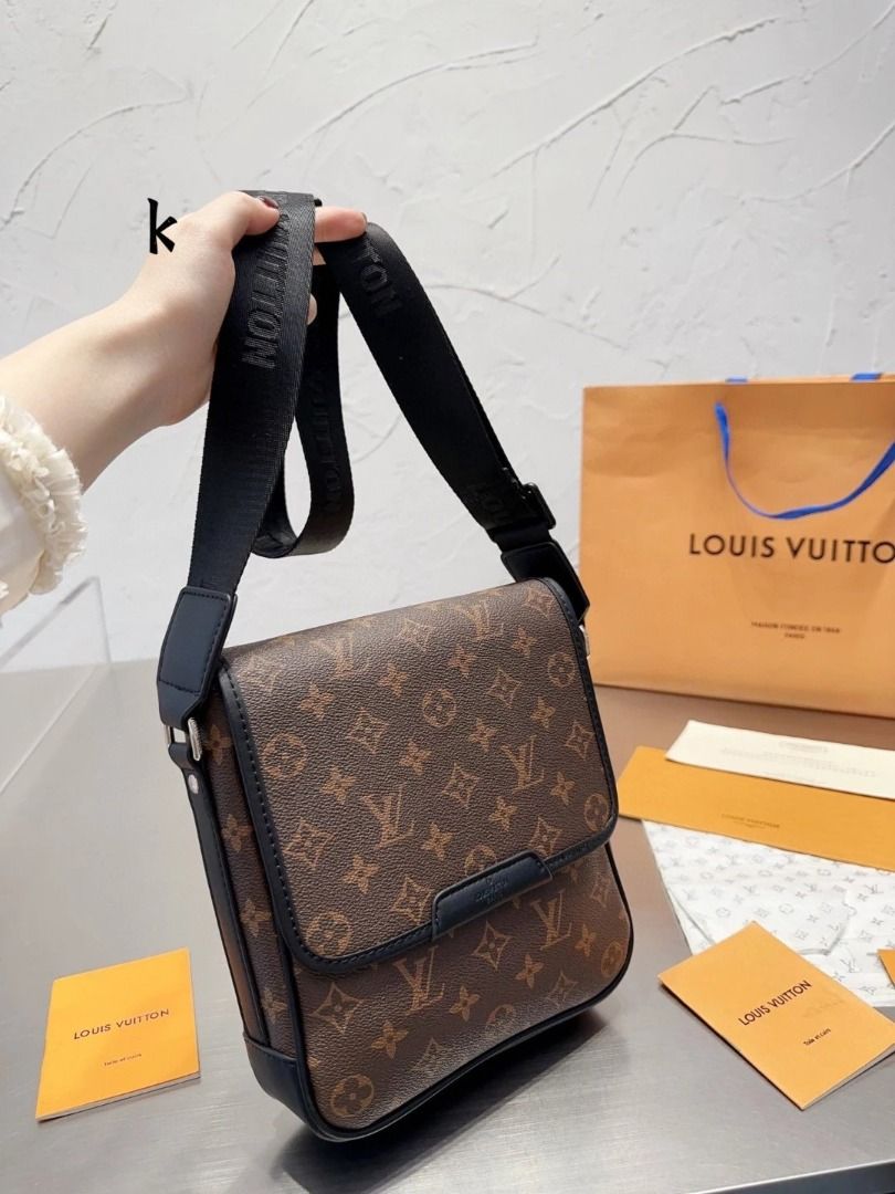 Bag louis vuitton man best sale