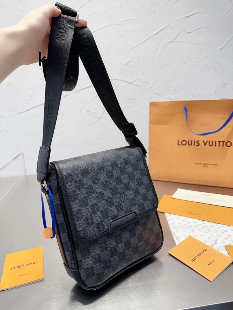 Mens louis vuitton man bag discount