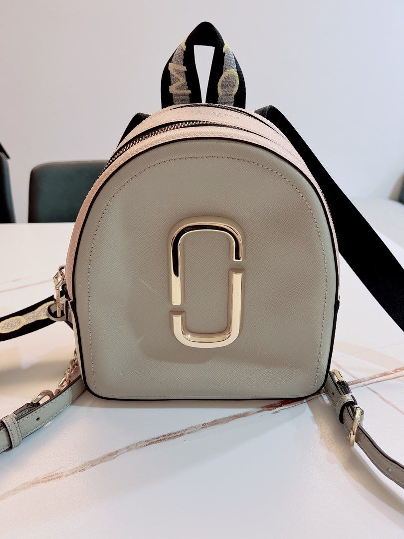 Marc jacobs online packshot