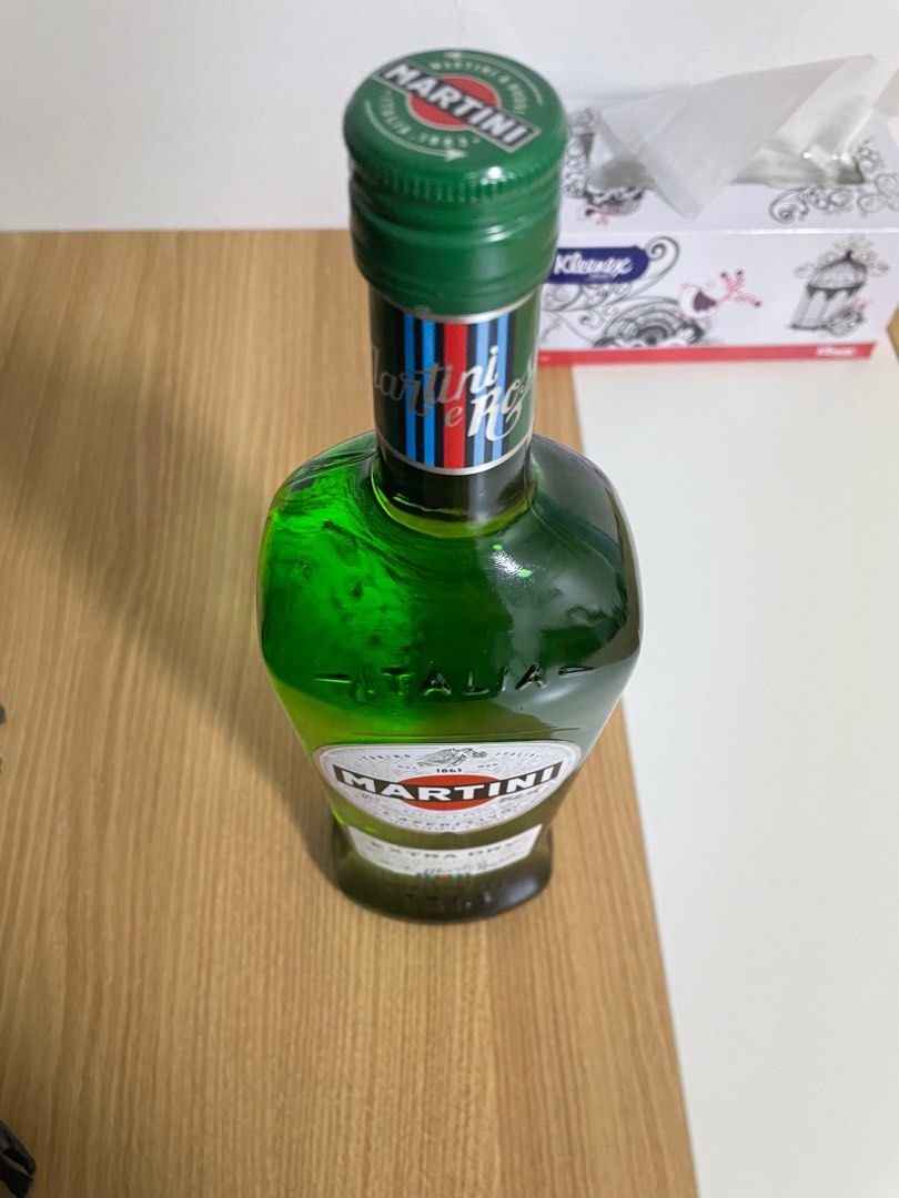 Martini Extra Dry 1 Litre Wine, Food & Drinks, Alcoholic Beverages on