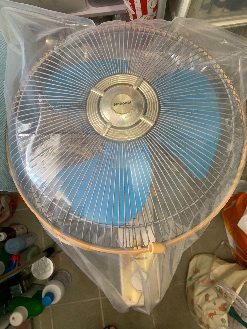 National 14吋掛牆風扇 ELECTRIC FAN (WALL FAN) 已清潔, 傢俬＆家居, 燈飾及風扇, 風扇 - Carousell