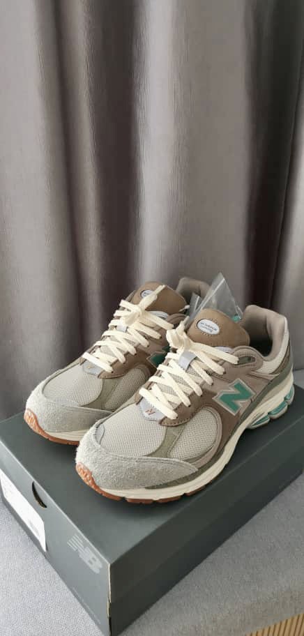 NEW BALANCE X ATMOS M2002RAM OASIS, Men's Fashion, Footwear, Sneakers on  Carousell