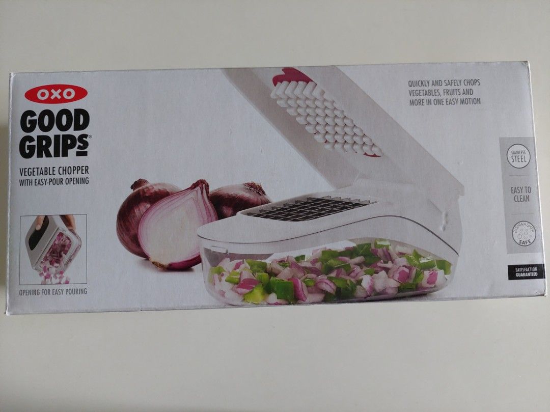 OXO Good Grips Chopper with Easy Pour Opening, Vegetable