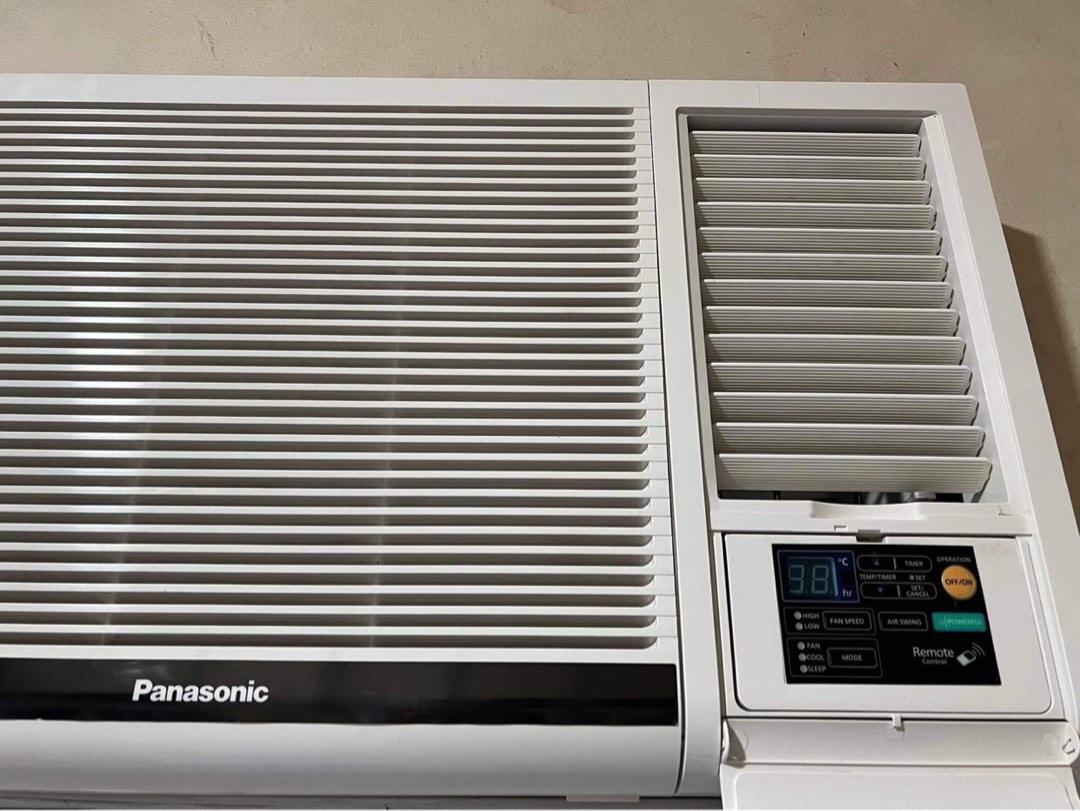 Panasonic Aircon 2.5hp with remote and timer NON INVERTER, TV & Home