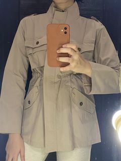 Parka Jacket atau Jaket