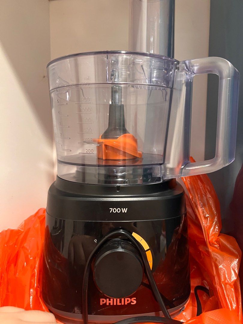 PHILIPS DAILY FOOD PROCESSOR BLACK HR7310, Kitchen & Appliances di