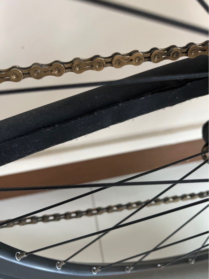Polygon (Category: Bicycles) located in Singapore. Submitted by dragonworld (Listing ID 1182907487, Image 3). Description: Detail of the bike. 1. Replace wheelset with loud hub 2. KMC gold chain with half hollow 3. Crank reduce to shimano 4. Rotor rplace to red colour with good brand 5. Carbon handle bar 6. Carbon seat post 7. Seat post clamp 8.ring bell 9. Pedal gub type If you buy the bike free bicycle holding rack. Come down test and you will 