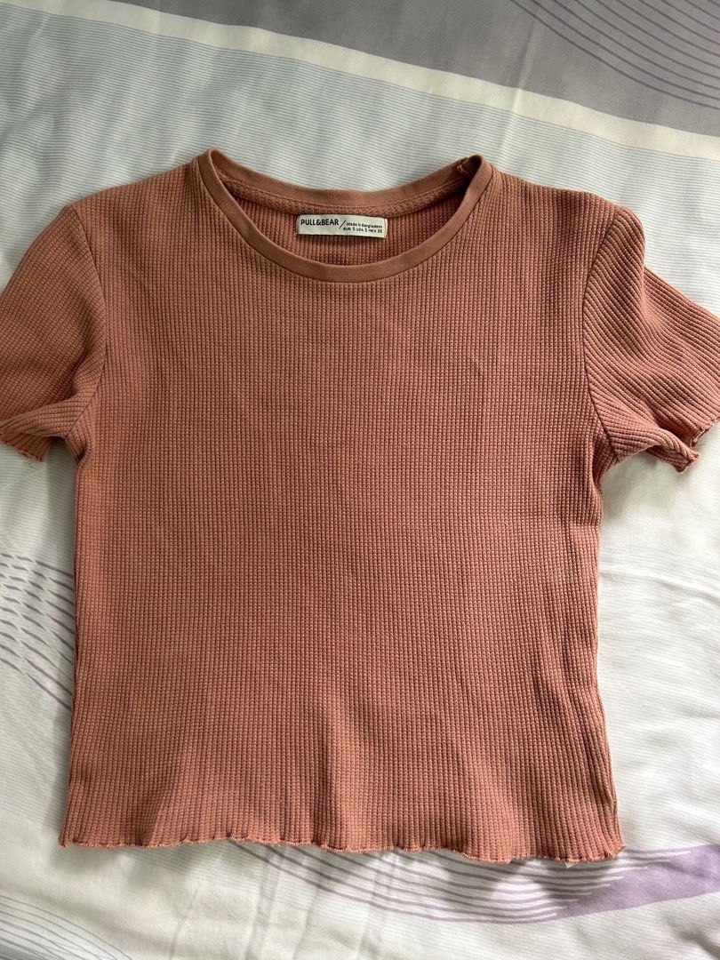 Pull and Bear top, Women's Fashion, Tops, Other Tops on Carousell