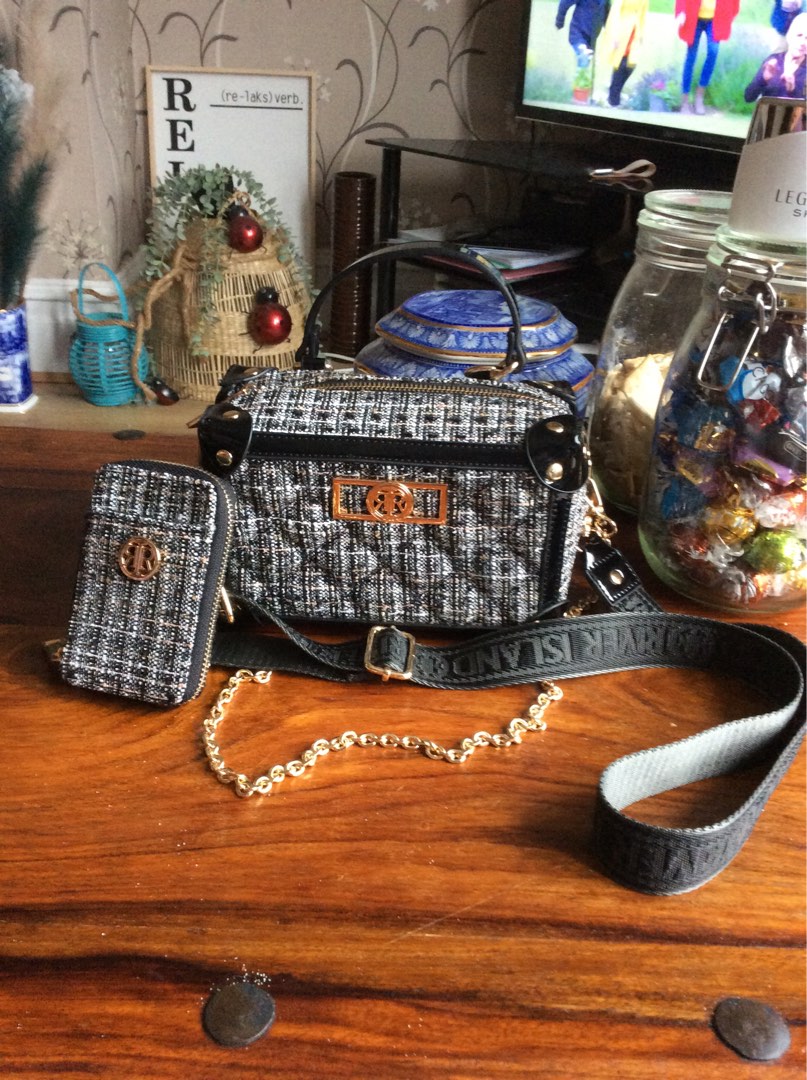 River store island luggage