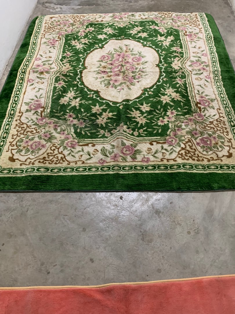 Rug, Furniture & Home Living, Furniture, Other Home Furniture on Carousell