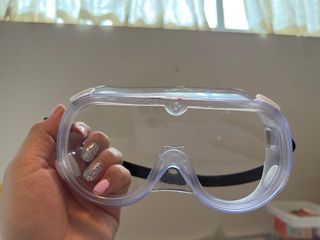 Safety Goggle ( clear anti-fog, anti-splash )