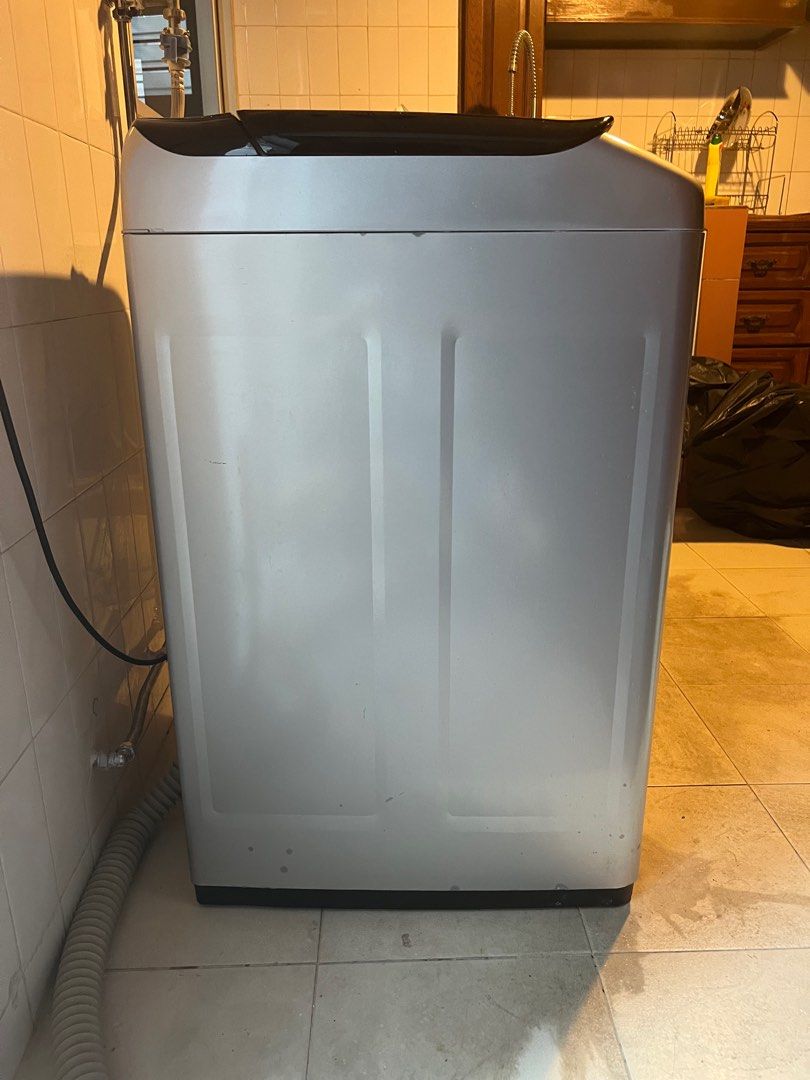 Samsung wobble washing machine, TV & Home Appliances, Washing Machines