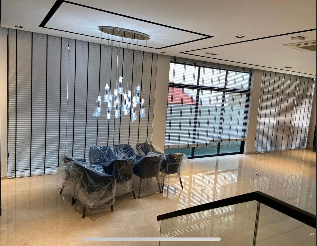 NEW Customized Venetian / Timber blinds (Many colors available)62863093278593111