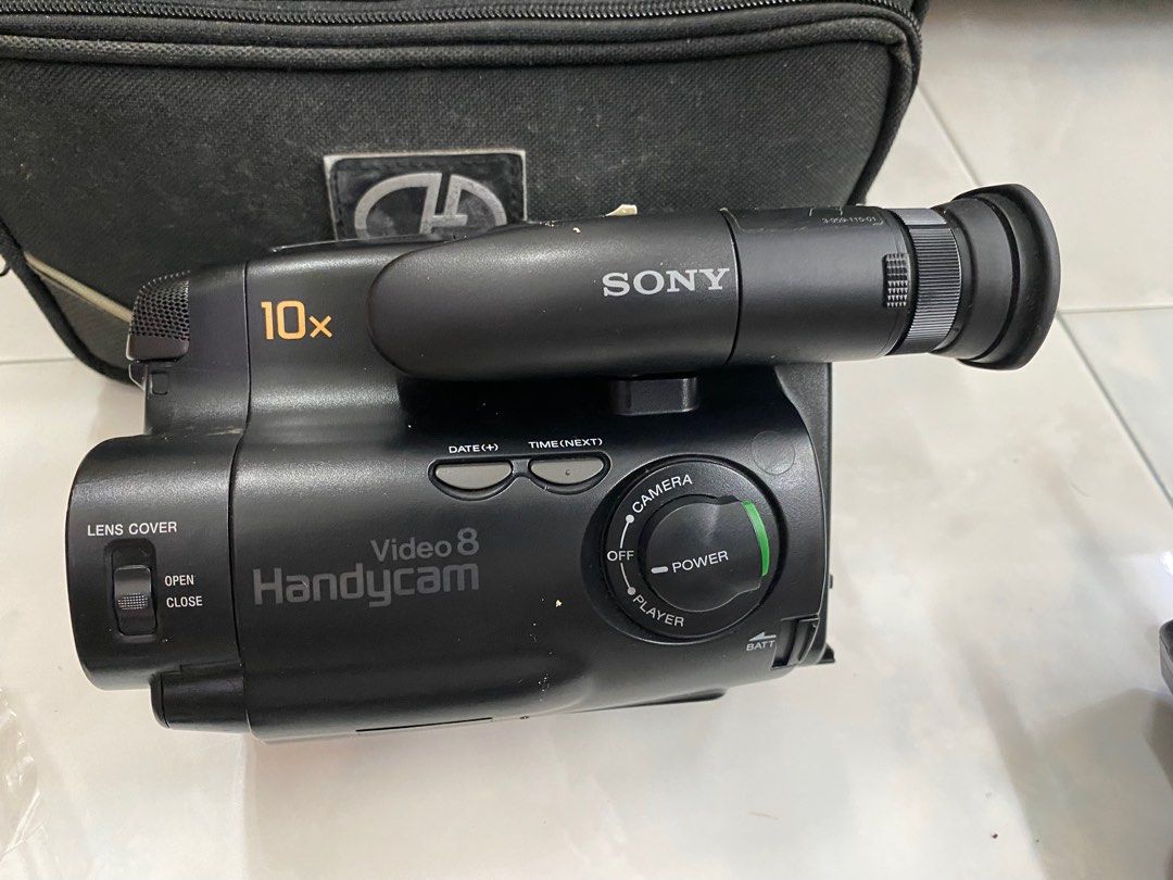 Sony video 8 handycam, Photography, Video Cameras on Carousell