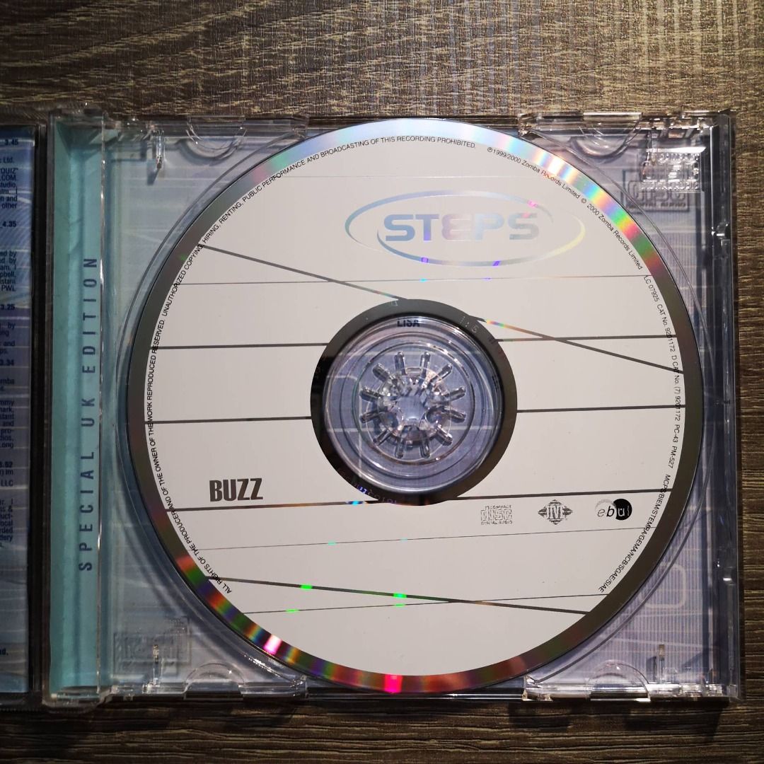 Steps - Buzz, Hobbies & Toys, Music & Media, CDs & DVDs on Carousell