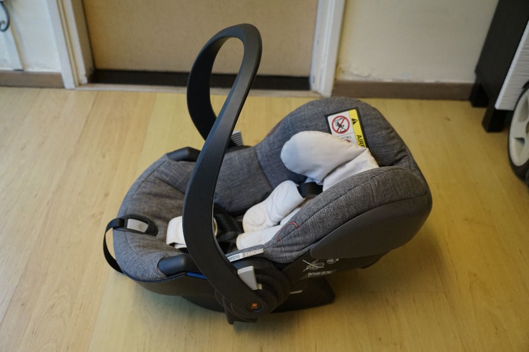 Stokke car seat + stroller + chassis, Babies & Kids, Going Out
