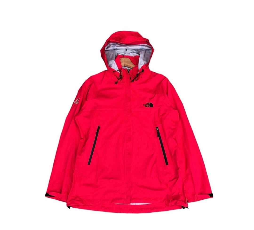 the north face windbreaker, Men's Fashion, Activewear on Carousell