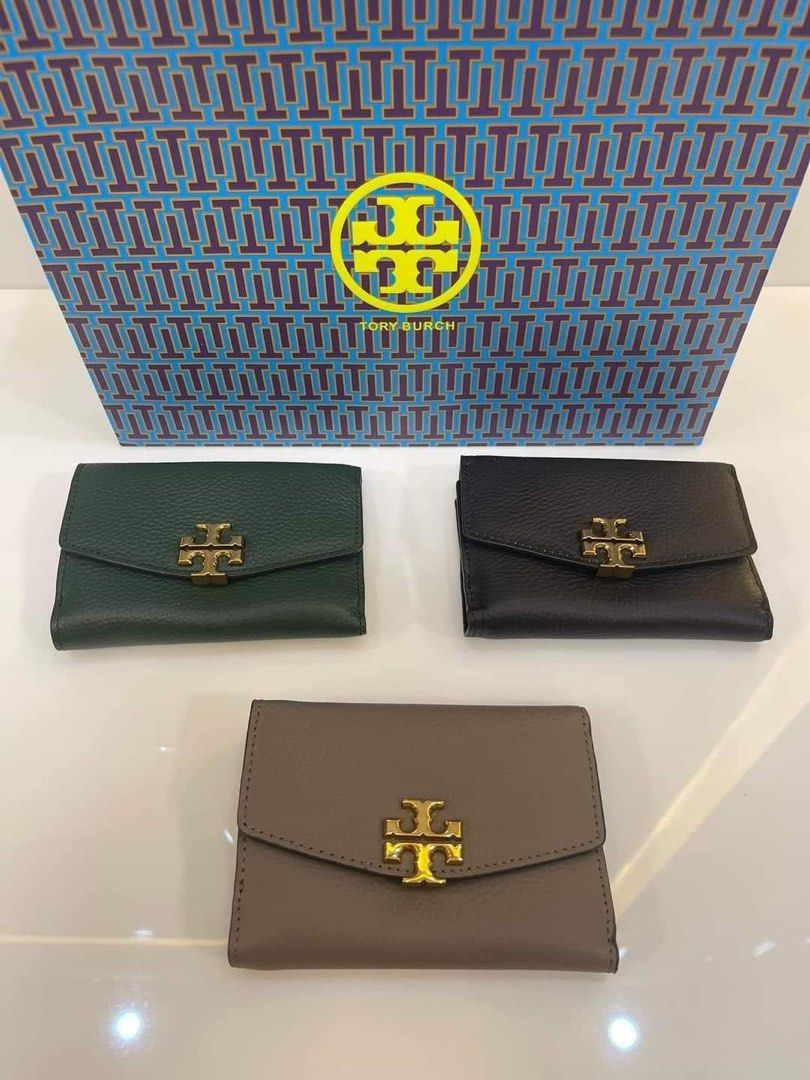 Tory Burch Wallet (Category: Luxury Bags & Wallets) located in Manila. Submitted by sl.collections (Listing ID 1197909945, Image 1). Description: Authentic Tory Burch Wallet.