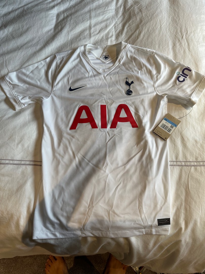Tottenham Spurs Jersey, Men's Fashion, Activewear on Carousell