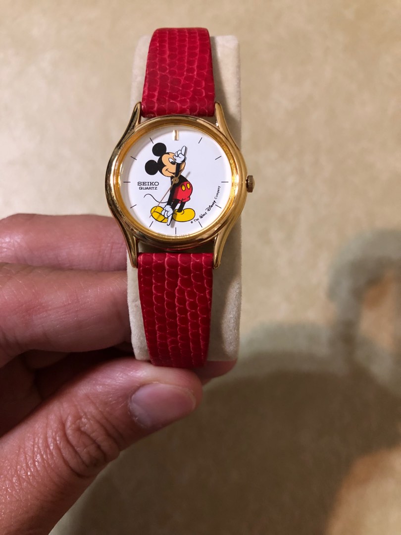 Vintage Seiko Mickey Mouse watch (unworn and running), Women's Fashion,  Watches & Accessories, Watches on Carousell