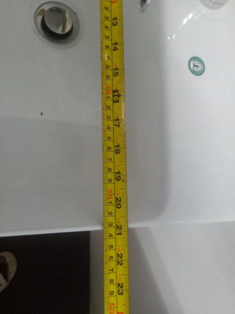 HIP Wash basins for SAlE. 2 pieces, Furniture & Home Living, Bathroom