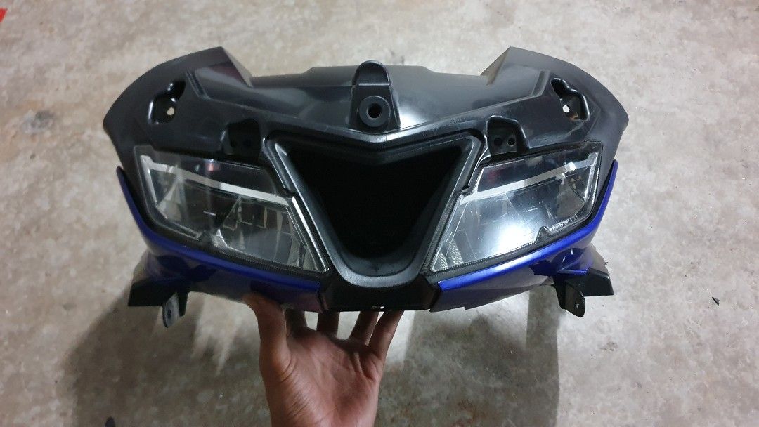 yamaha r15 v3 original headlight assy. Motorcycles Motorcycle