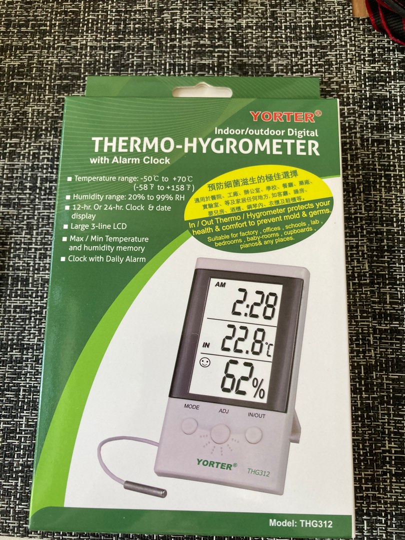regon Scientific THT312 Indoor/Outdoor Thermometer Clock with