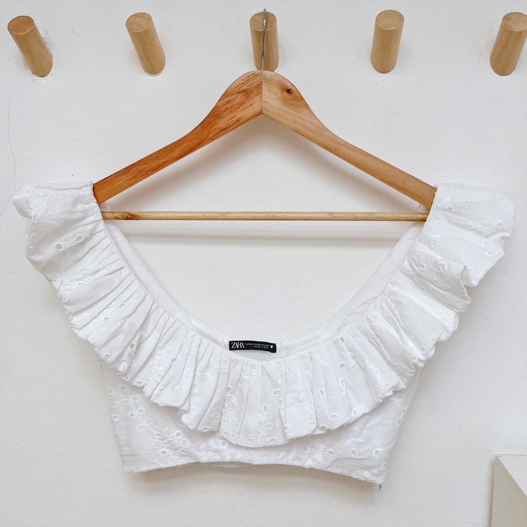 ZARA Crop Top with Cutwork Embroidery, Women's Fashion, Tops, Others