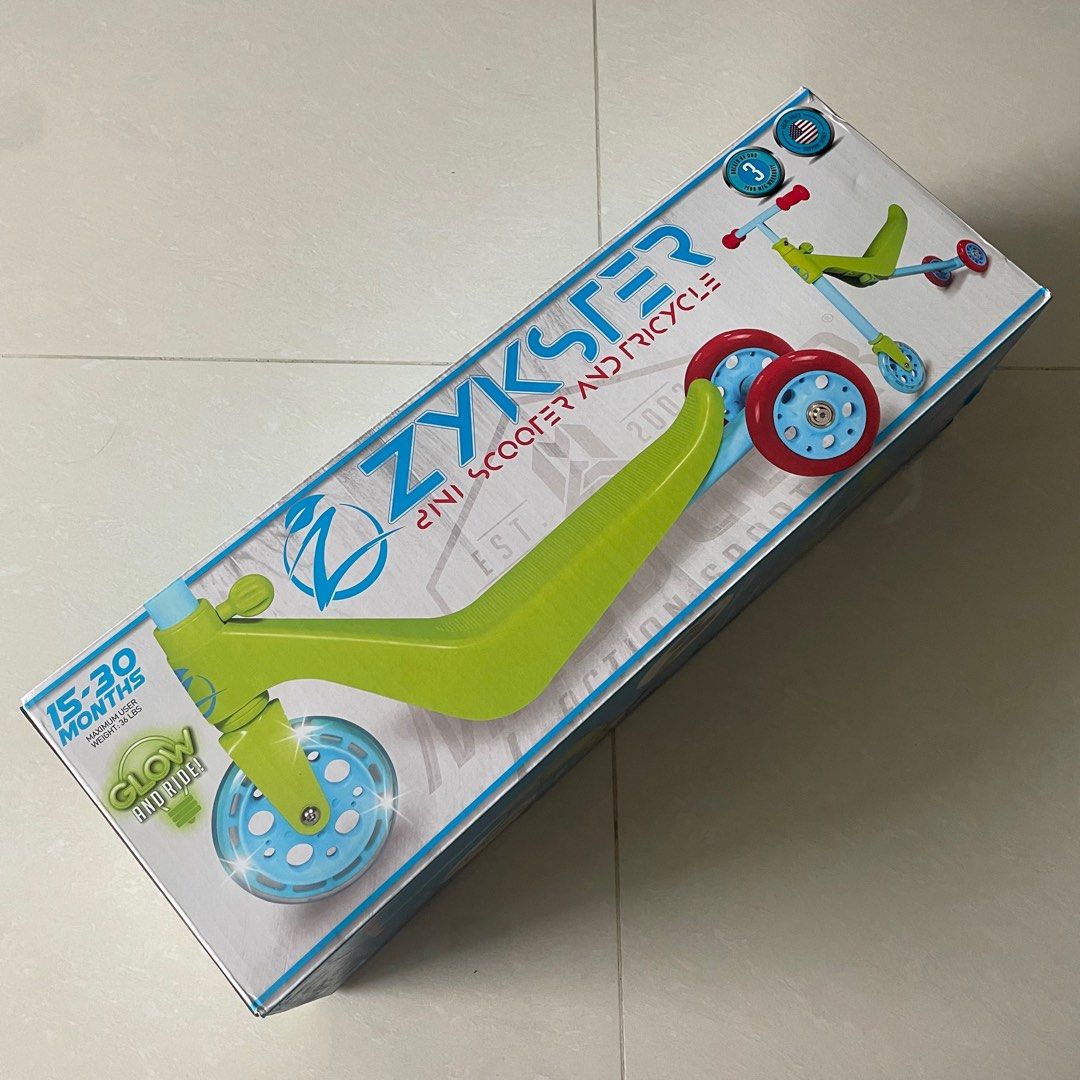 Zycom Zykster 2in1 Scooter and Tricycle w Light up Wheels Lime