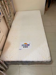 （分類：）位於 。 由 tomsiu77 提交（商品編號 1194224153，圖片 1）。簡介： 。