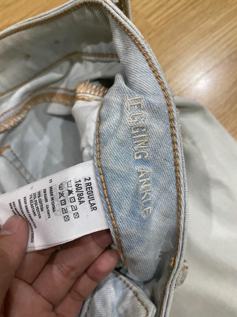 American Eagle Light Washed Denim Jeans (Category: Jeans) located in Quezon City. Submitted by ishdeclutters (Listing ID 1194314513, Image 3). Description: Condition: 8/10 Color: Light Washed Denim Jeans Size: 86A/160.