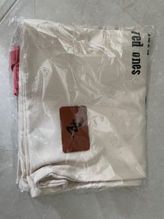 （分類：）位於 。 由 Min_Laaaa 提交（商品編號 1194185637，圖片 1）。簡介： 。