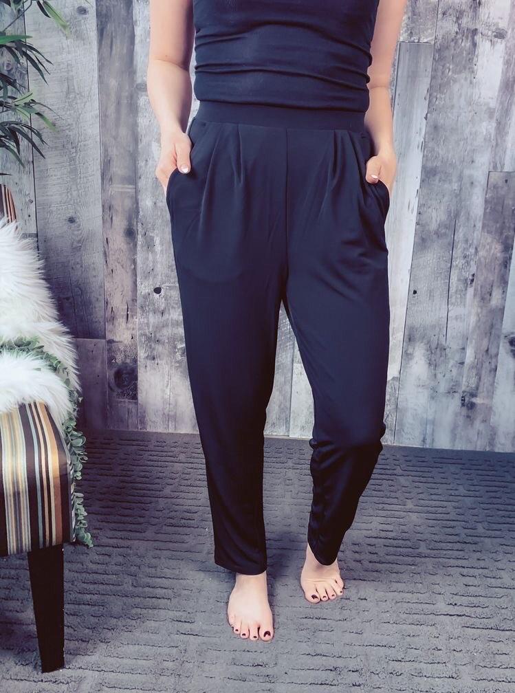 AUTH ZARA XL woman pants, Women's Fashion, Bottoms, Other Bottoms on